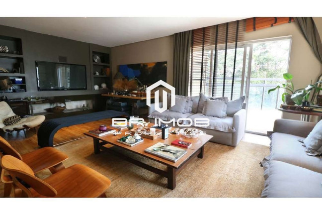 Imagem Imóvel com 4 Quartos à Venda, 271 m² em Vila Suzana - São Paulo Imagem Imóvel com 4 Quartos à Venda, 271 m² em Vila Suzana - São Paulo