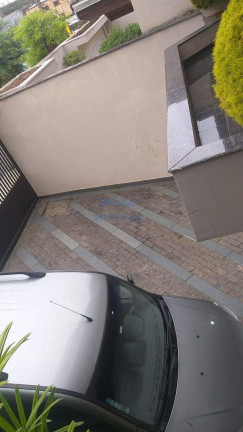 Imagem Sobrado com 8 Quartos à Venda, 610 m² Imagem Sobrado com 8 Quartos à Venda, 610 m²