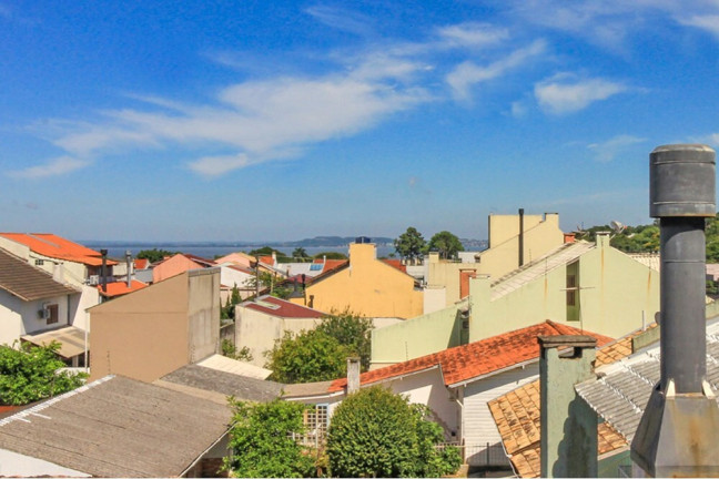 Imagem Casa com 4 Quartos à Venda, 201 m² em Espírito Santo - Porto Alegre