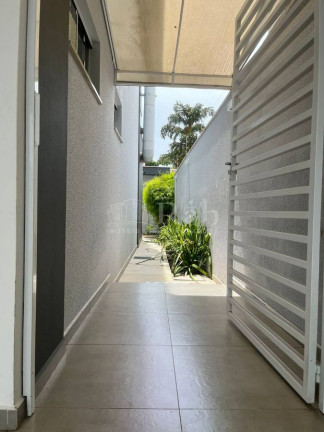 Imagem Sobrado com 4 Quartos à Venda, 243 m² em Centro - Camboriú Imagem Sobrado com 4 Quartos à Venda, 243 m² em Centro - Camboriú