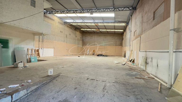 Imagem Imóvel Comercial para Alugar, 315 m² em Alterosas - Serra