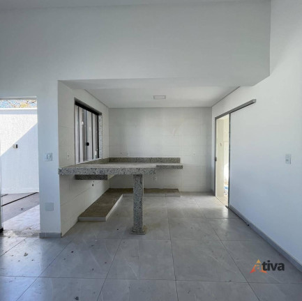 Imagem Casa com 3 Quartos à Venda, 110 m²