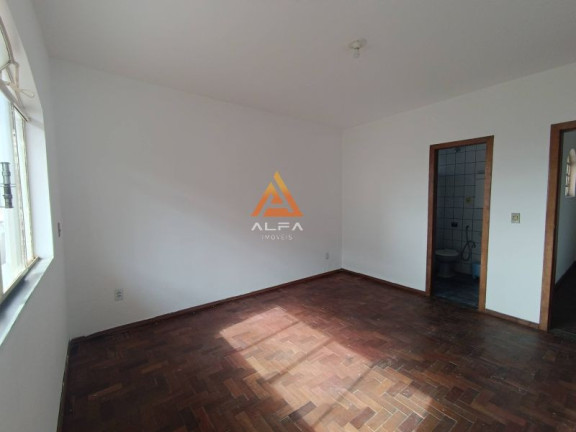 Imagem Casa com 3 Quartos à Venda, 192 m²