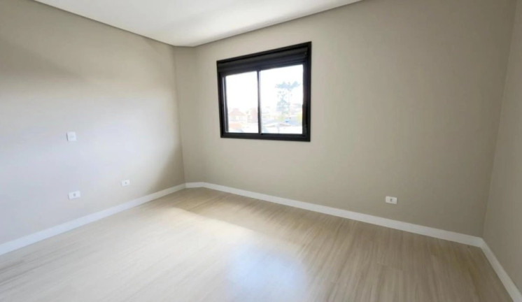Imagem Sobrado com 3 Quartos à Venda, 160 m² em Portão - Curitiba