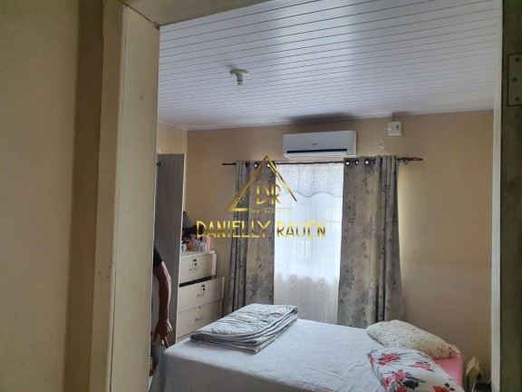 Imagem Casa com 3 Quartos à Venda,  em Joinville