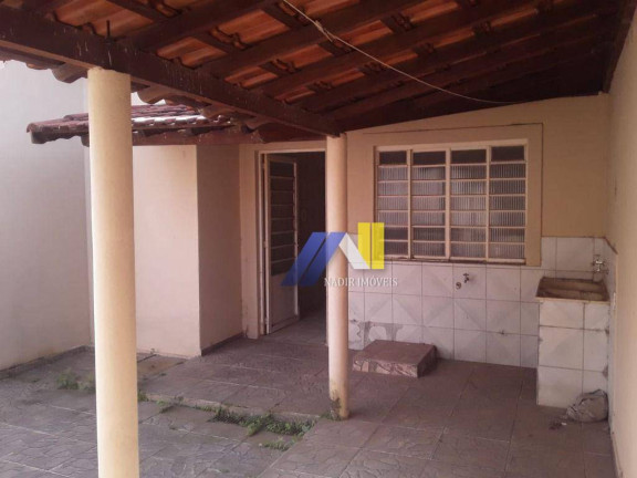 Imagem Casa com 3 Quartos à Venda, 133 m² em Recanto Dos Fernandes - Pouso Alegre Imagem Casa com 3 Quartos à Venda, 133 m² em Recanto Dos Fernandes - Pouso Alegre
