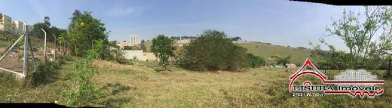 Terreno à Venda, 3 m² em Parque Santo Antônio - Jacareí