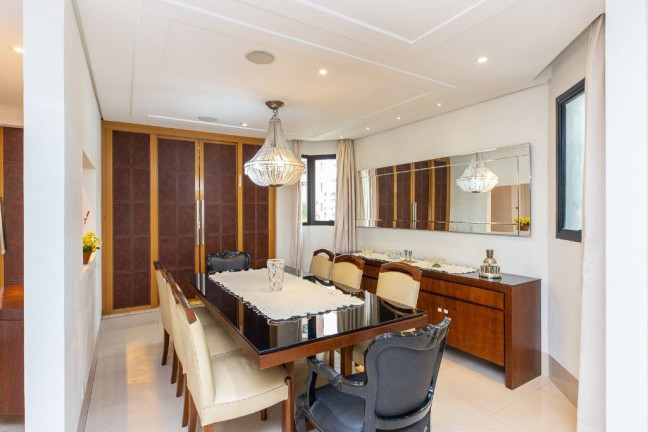 Imagem Apartamento com 4 Quartos à Venda, 202 m² em Moema - São Paulo Imagem Apartamento com 4 Quartos à Venda, 202 m² em Moema - São Paulo