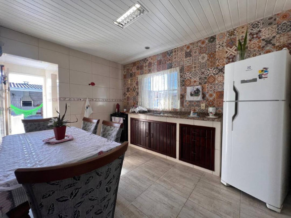 Imagem Casa com 3 Quartos à Venda, 150 m² em Centro - Balneário Barra Do Sul Imagem Casa com 3 Quartos à Venda, 150 m² em Centro - Balneário Barra Do Sul