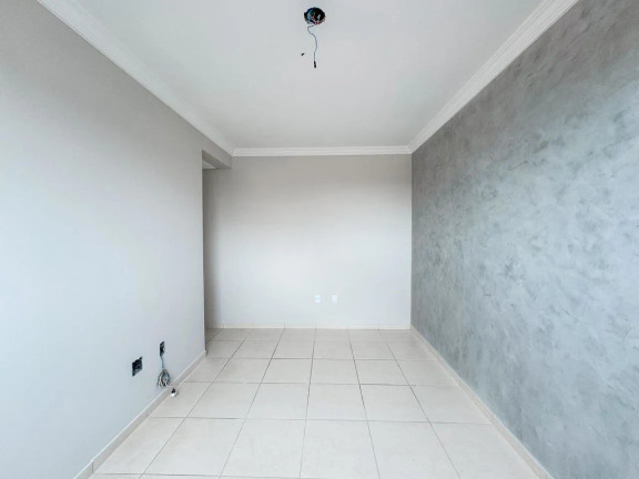Imagem Apartamento com 2 Quartos à Venda, 55 m² em Areias - Camboriú