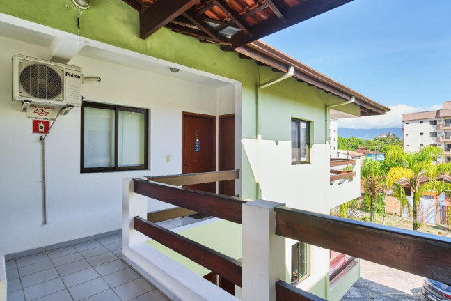 Imagem Apartamento com 2 Quartos à Venda, 60 m² em Itaguá - Ubatuba