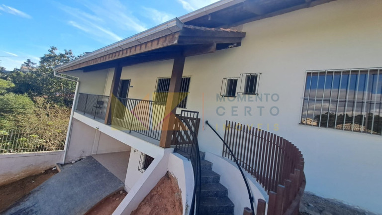 Imagem Casa com 3 Quartos à Venda, 186 m² em Escola Agrícola - Blumenau Imagem Casa com 3 Quartos à Venda, 186 m² em Escola Agrícola - Blumenau