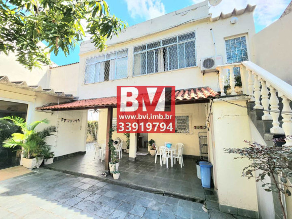 Imagem Casa com 7 Quartos à Venda, 300 m² em Vila Kosmos - Rio De Janeiro Imagem Casa com 7 Quartos à Venda, 300 m² em Vila Kosmos - Rio De Janeiro
