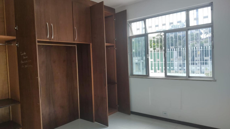 Imagem Imóvel com 5 Quartos para Alugar, 375 m² em Campo Grande - Rio De Janeiro Imagem Imóvel com 5 Quartos para Alugar, 375 m² em Campo Grande - Rio De Janeiro
