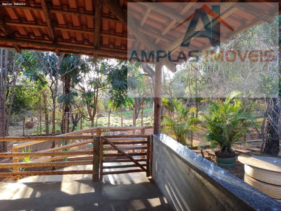 Casa com 3 Quartos à Venda, 180 m² em Vivenda Do Vale.