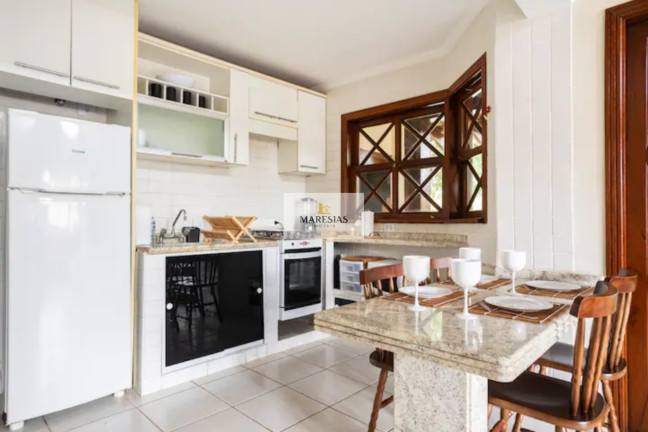 Imagem Casa com 2 Quartos à Venda, 90 m² em Maresias - São Sebastião