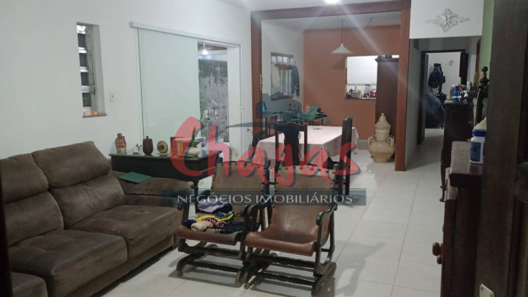 Imagem Casa com 4 Quartos à Venda, 161 m² em Martim De Sá - Caraguatatuba Imagem Casa com 4 Quartos à Venda, 161 m² em Martim De Sá - Caraguatatuba