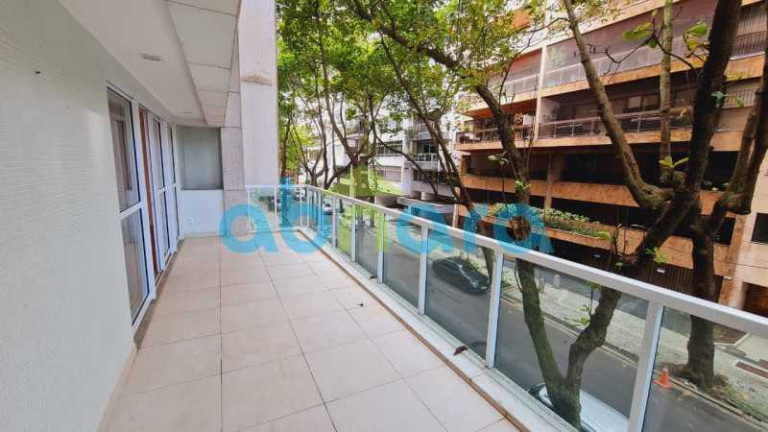 Imagem Apartamento com 3 Quartos à Venda, 205 m² em Leblon - Rio De Janeiro Imagem Apartamento com 3 Quartos à Venda, 205 m² em Leblon - Rio De Janeiro