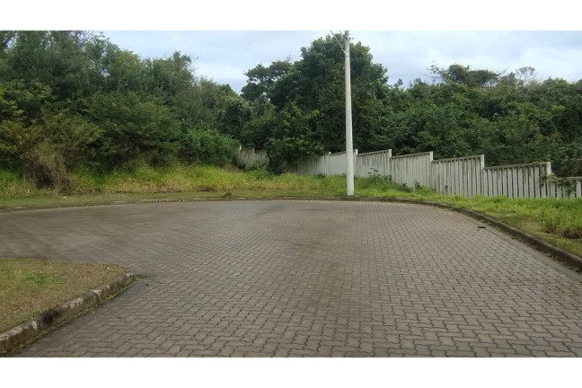 Terreno à Venda, 692 m² em São Lucas - Viamão