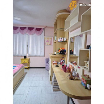 Imagem Casa com 5 Quartos à Venda, 518 m² em Centro - Camboriú Imagem Casa com 5 Quartos à Venda, 518 m² em Centro - Camboriú