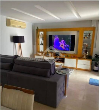Imagem Casa com 4 Quartos à Venda, 230 m² em Recreio Dos Bandeirantes - Rio De Janeiro Imagem Casa com 4 Quartos à Venda, 230 m² em Recreio Dos Bandeirantes - Rio De Janeiro