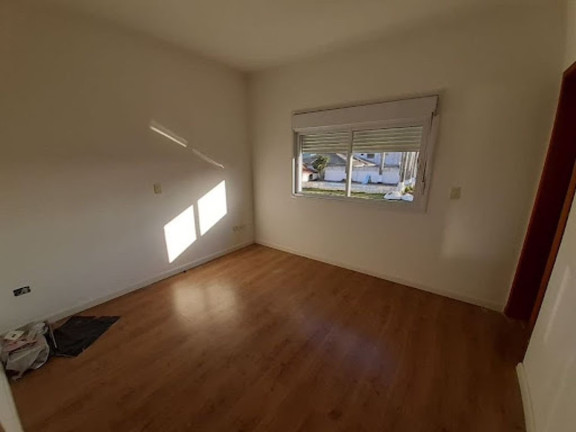 Imagem Casa com 3 Quartos à Venda, 127 m² em Vila Petrópolis - Atibaia Imagem Casa com 3 Quartos à Venda, 127 m² em Vila Petrópolis - Atibaia