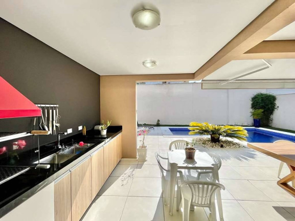 Imagem Casa com 4 Quartos à Venda, 316 m² em Moinho Velho - Cotia