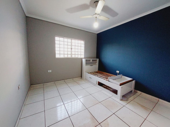 Casa com 4 Quartos à Venda, 320 m² em Conjunto Cafezal 4 - Londrina
