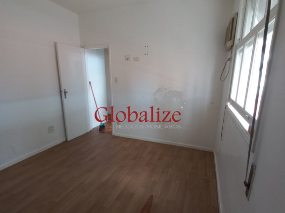 Imagem Imóvel com 2 Quartos à Venda, 114 m² em Encruzilhada - Santos Imagem Imóvel com 2 Quartos à Venda, 114 m² em Encruzilhada - Santos