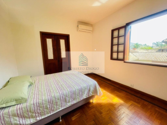 Imagem Casa com 5 Quartos à Venda, 473 m² em Barra Da Tijuca - Rio De Janeiro Imagem Casa com 5 Quartos à Venda, 473 m² em Barra Da Tijuca - Rio De Janeiro