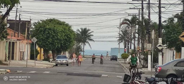 Imagem Casa com 3 Quartos à Venda, 267 m² em Solemar - Praia Grande