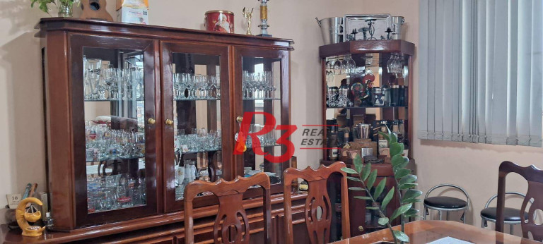 Imagem Apartamento com 3 Quartos à Venda, 133 m² em Gonzaga - Santos
