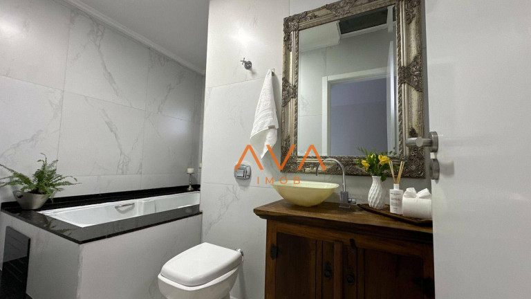 Imagem Casa com 4 Quartos à Venda, 340 m² em Ingleses - Florianópolis Imagem Casa com 4 Quartos à Venda, 340 m² em Ingleses - Florianópolis