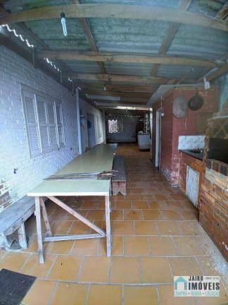 Imagem Casa com 9 Quartos à Venda, 360 m² em Centro - Balneário Pinhal Imagem Casa com 9 Quartos à Venda, 360 m² em Centro - Balneário Pinhal