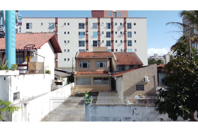 Imagem Casa com 4 Quartos à Venda,  em Estreito - Florianópolis