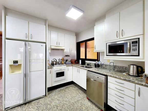 Imagem Apartamento com 3 Quartos à Venda, 211 m² em Centro - Balneário Camboriú Imagem Apartamento com 3 Quartos à Venda, 211 m² em Centro - Balneário Camboriú