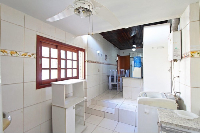 Imagem Casa com 3 Quartos à Venda, 289 m² em Morro Santana - Porto Alegre
