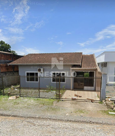 Casa com 3 Quartos à Venda, 120 m² em Aventureiro - Joinville