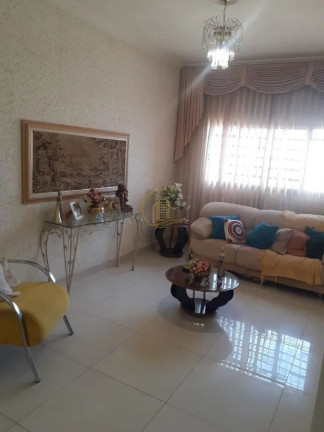Imagem Casa com 4 Quartos à Venda, 165 m² em Centro - Bady Bassitt Imagem Casa com 4 Quartos à Venda, 165 m² em Centro - Bady Bassitt