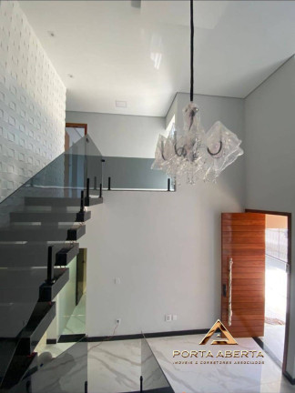 Casa com 3 Quartos à Venda, 220 m² em Tiradentes - Ipatinga