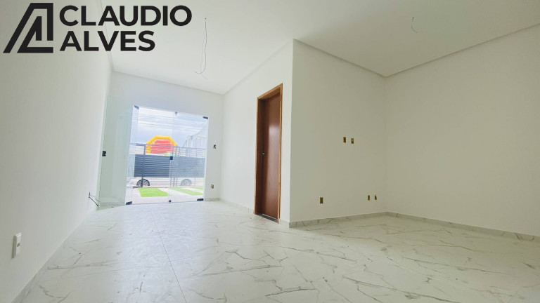 Imagem Casa com 3 Quartos à Venda, 79 m² em Conceição - Feira De Santana