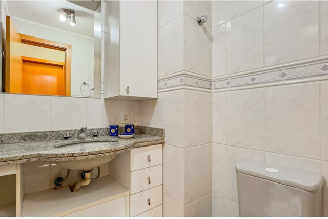 Imagem Apartamento com 2 Quartos à Venda, 76 m² em Rio Branco - Porto Alegre