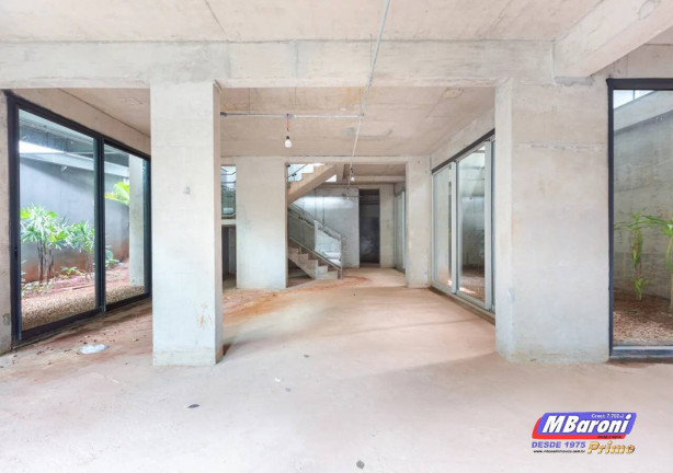 Sala Comercial à Venda, 389 m² em Pinheiros - São Paulo