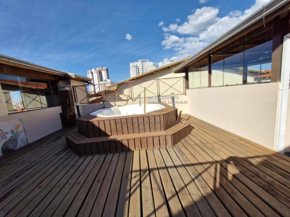 Casa com 3 Quartos à Venda, 300 m² em Chácara Floresta - Botucatu