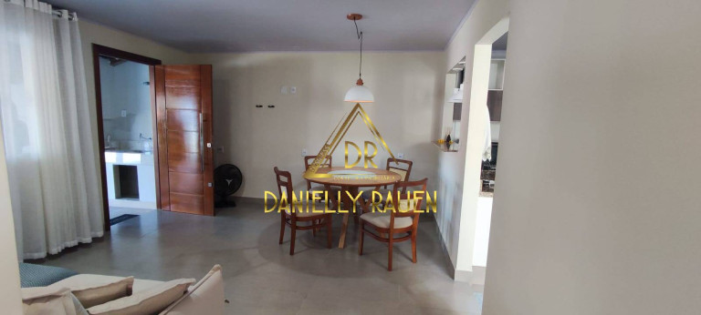 Imagem Casa com 3 Quartos à Venda, 310 m² em Nossa Senhora Da Paz - Balneário Piçarras Imagem Casa com 3 Quartos à Venda, 310 m² em Nossa Senhora Da Paz - Balneário Piçarras