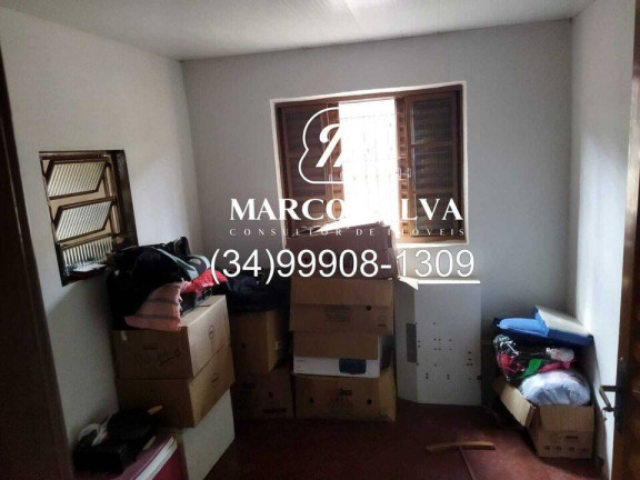 Imagem Casa com 1 Quarto à Venda,  em Santa Mônica - Uberlândia