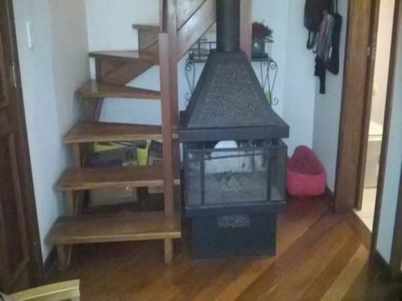 Imagem Sobrado com 3 Quartos à Venda, 98 m² em Jardim Itu Sabará - Porto Alegre Imagem Sobrado com 3 Quartos à Venda, 98 m² em Jardim Itu Sabará - Porto Alegre