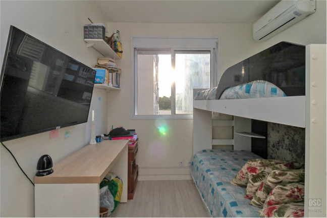 Imagem Imóvel com 2 Quartos à Venda, em Vila Nova - Porto Alegre Imagem Imóvel com 2 Quartos à Venda, em Vila Nova - Porto Alegre