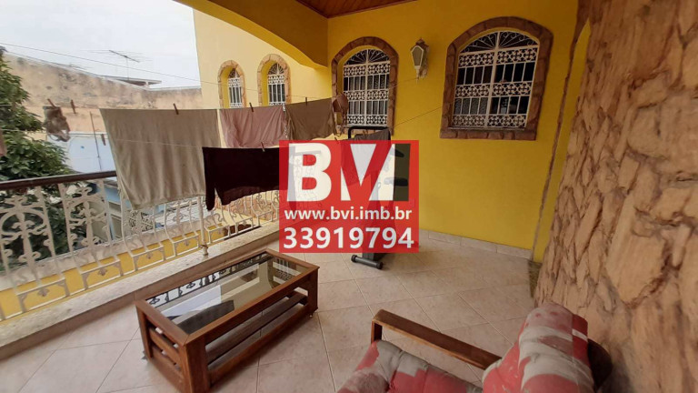 Imagem Casa com 3 Quartos à Venda, 243 m² em Vila Da Penha - Rio De Janeiro Imagem Casa com 3 Quartos à Venda, 243 m² em Vila Da Penha - Rio De Janeiro