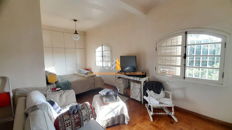 Imagem Casa com 3 Quartos à Venda, 256 m² em Instituto De Previdência - São Paulo